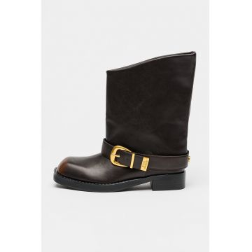 Cizme medii de piele cu bareta decorativa