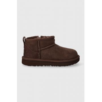 UGG cizme de zapada din piele intoarsa T CLASSIC ULTRA MINI culoarea maro UGG cizme de zapada din piele intoarsa T CLASSIC ULTRA MINI culoarea maro