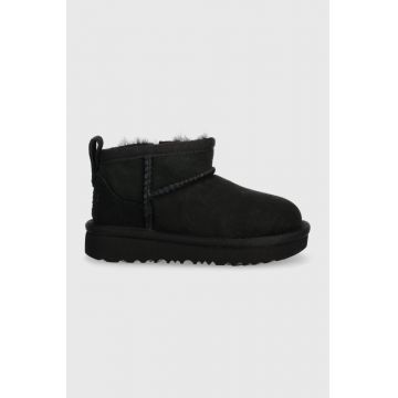 UGG cizme de zapada din piele intoarsa T CLASSIC ULTRA MINI culoarea negru